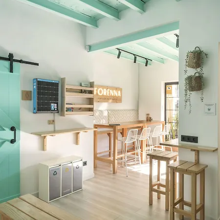 Forenna Hostel (Adults Only)-2